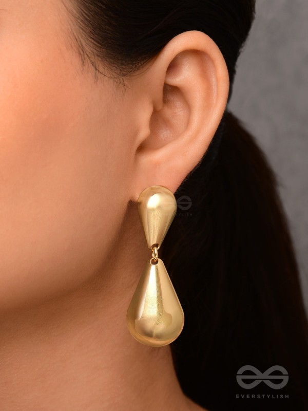 Glowing Galore - Statement Golden Earrings