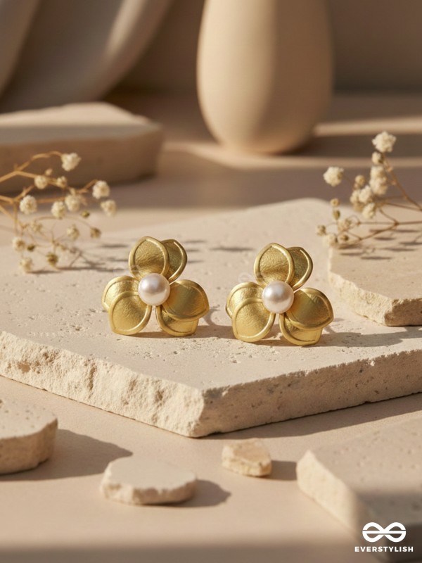 Floral Majesty - Golden Pearl Stud Earrings