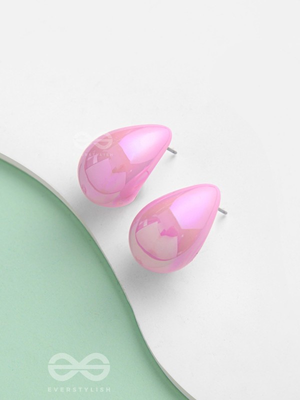 Shining Crescents - Holographic Acrylic Earrings (Light Pink)
