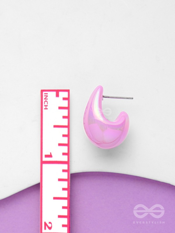 Shining Crescents - Holographic Acrylic Earrings (Pink)