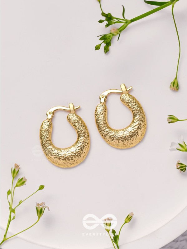 Glittering Halos - Golden Earrings