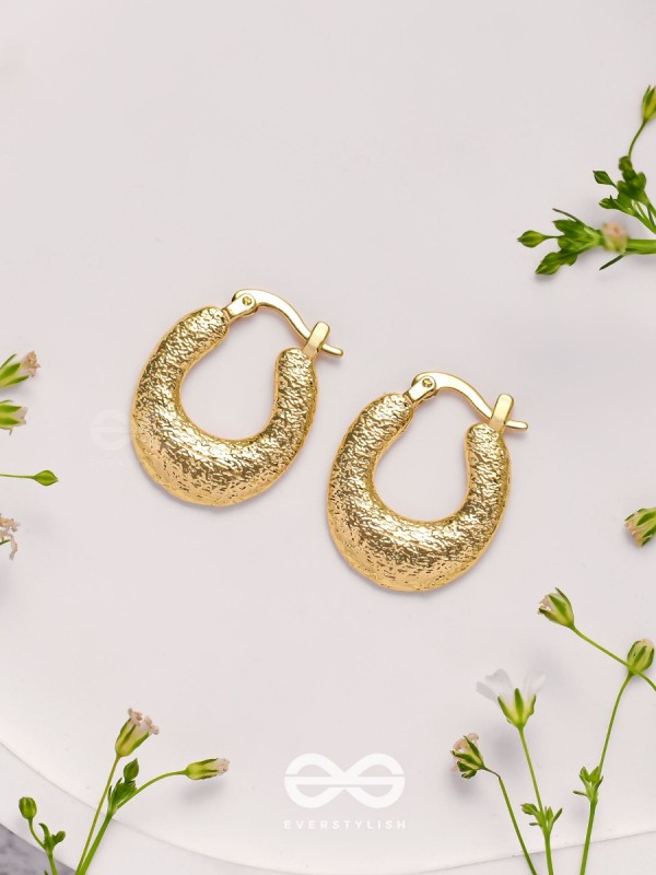 Glittering Halos - Golden Earrings