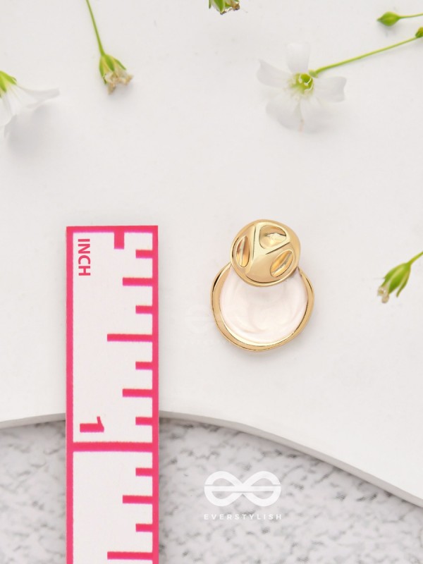 Ivory Dreams - Golden Earrings