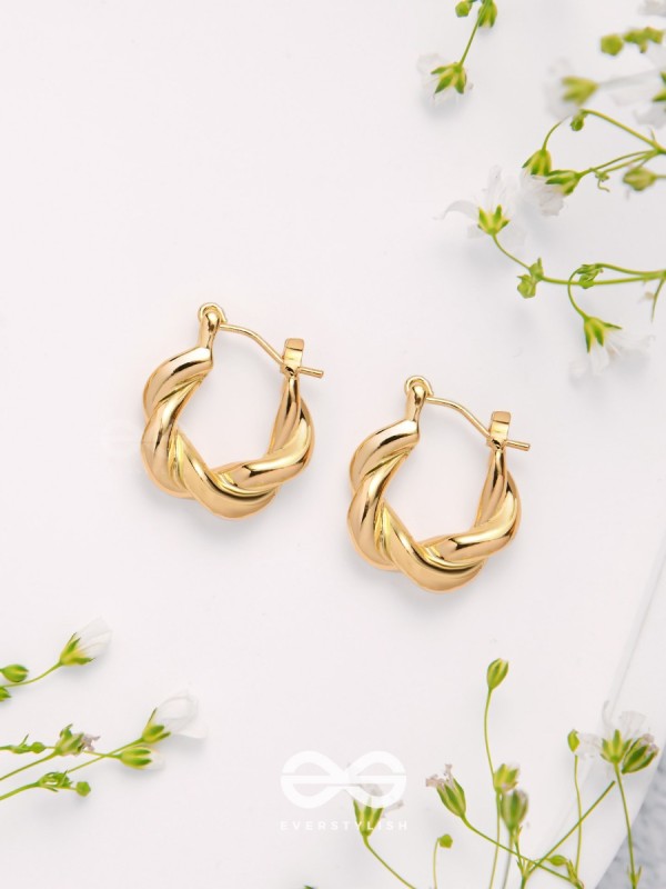 Twist N Turns - Golden Earrings