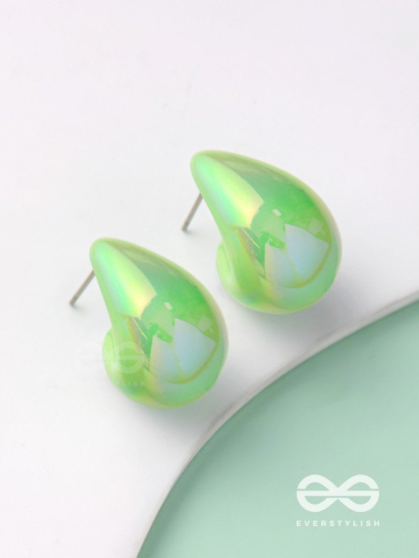 Shining Crescents - Holographic Acrylic Earrings (Green)