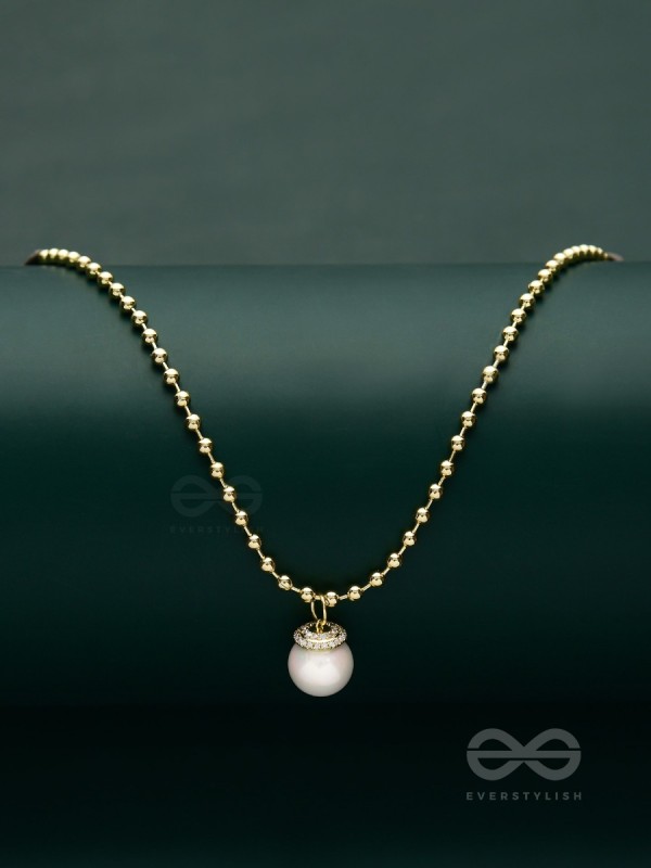 Darling Droplet - Pearl  Pendant