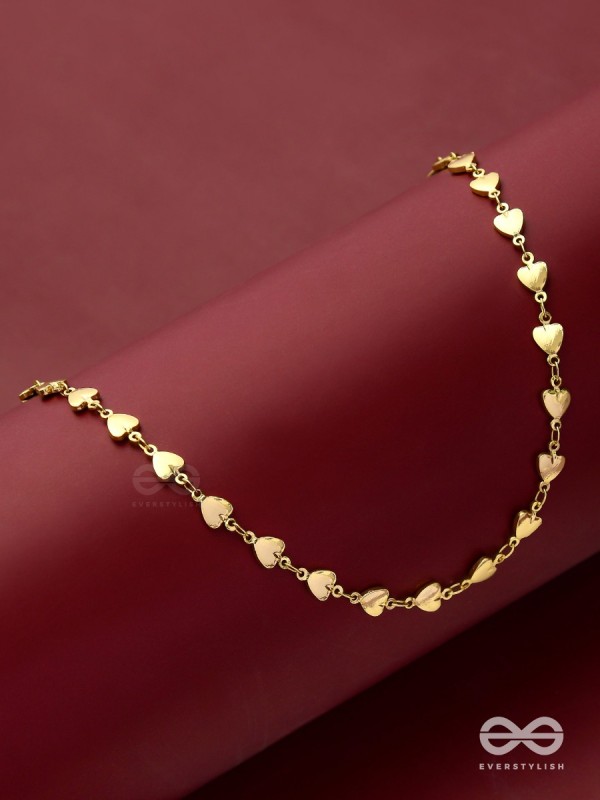 Enchanted Lover - Golden Necklace With Anti-Tarnish Coating