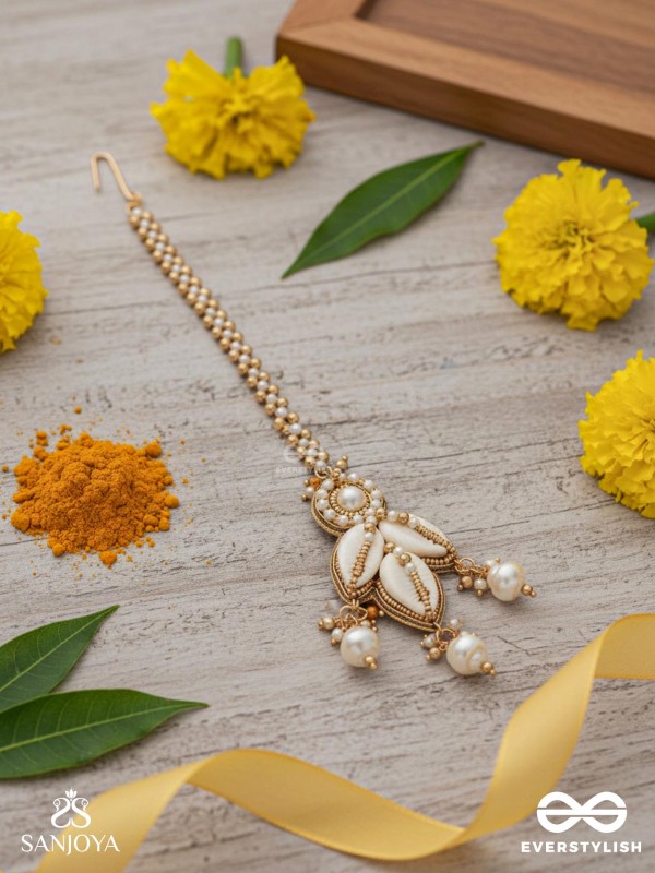 Savishkaar- The First Manifestation- Shells And Beads Hand Embroidered Maangtika