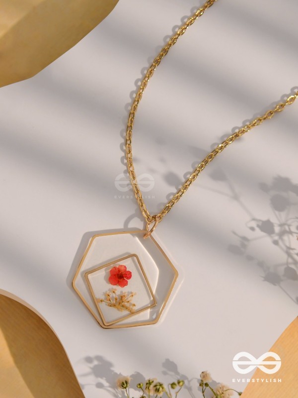 The Flower Of Confession - Pressed Flower Resin Pendant With Anti-Tarnish Coating