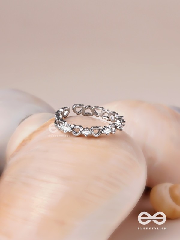 The Heart Confetti - Silver Cubic Zirconia Ring (Adjustable)