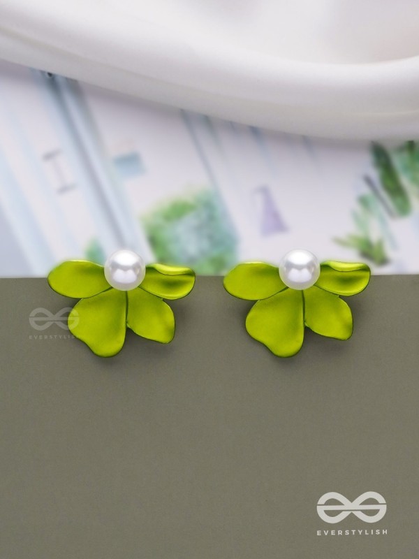 Spring Blossoms - Floral Pearl Earrings