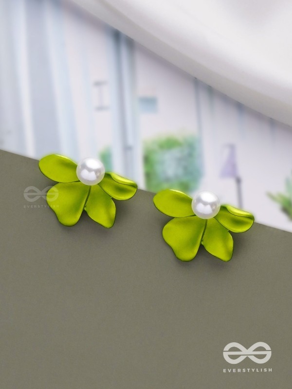 Spring Blossoms - Floral Pearl Earrings