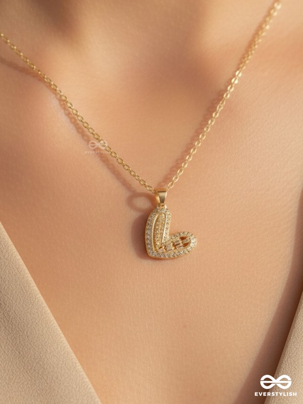 DEEPLY INFATUATED - 18K GOLD PLATED ANTI-TARNISH HEART-SHAPED PENDANT NECKLACE WITH CUBIC ZIRCONIA STONES