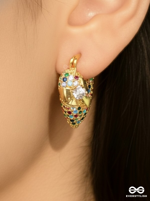 TWILIGHT AMOUR - HEART SHAPED SHINY 18K GOLD PLATED ANTI-TARNISH STATEMENT EARRINGS  WITH CUBIC ZICRONIA STONES