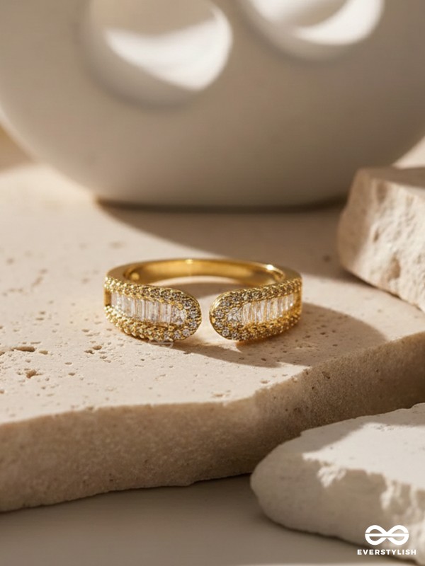 CRYSTAL TWIRL- 18K GOLD PLATED ANTI-TARNISH TEXTURED RING WITH CUBIC ZIRCONIA STONES