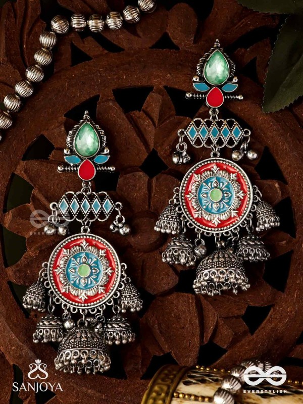  ADITYARATNA-SUN GEM- RADIANT EARRINGS WITH DETAILED METALWORK SET IN PASTEL TONE FEATURING STONE AND JHUMKAS