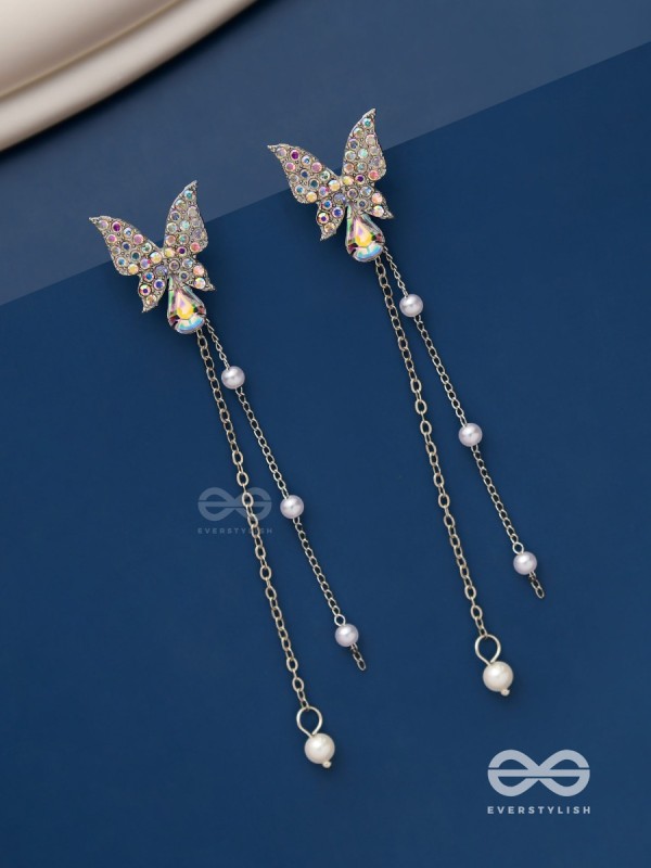 Morning mist- Butterfly dangling earrings 