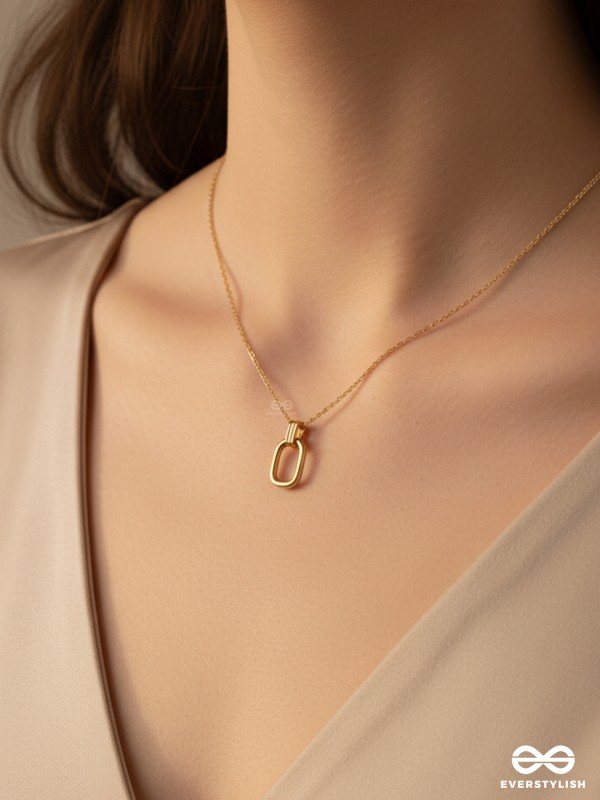 DAINTY DARLING - STAINLESS STEEL ANTI-TARNISH RECTANGLE PENDANT NECKLACE