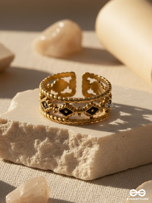 MYSTIC FRAMES - GOLDEN STAINLESS STEEL ANTI-TARNISH GEOMETRIC RING