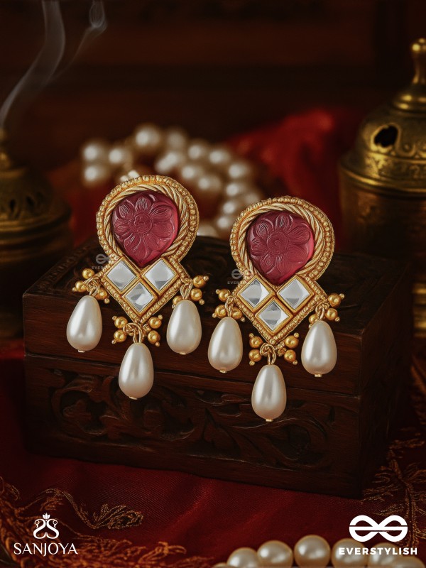 KANAKAVALLI - GOLDEN CREEPER - PEARLS, ENGRAVED STONE CUTDANA AND KUNDAN WORK EARRINGS
