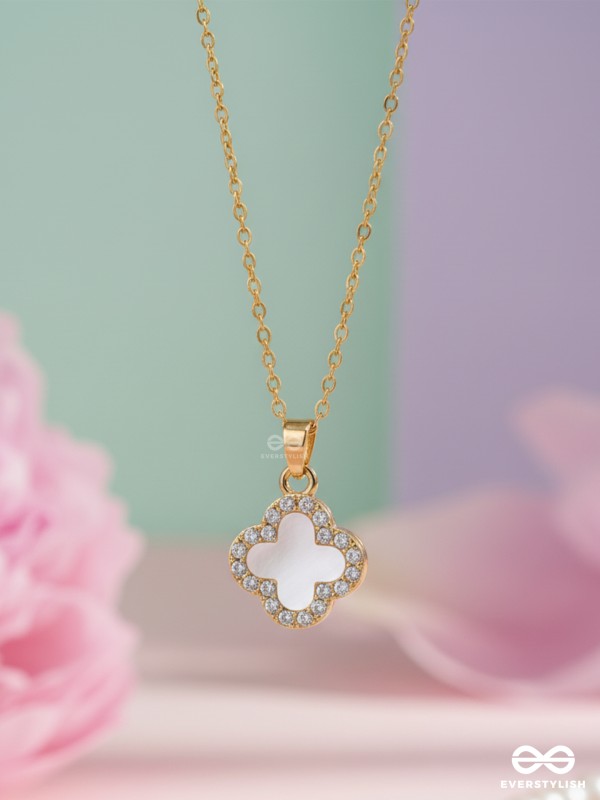 Mystic Clover - Crystal Embellished 2-in-1 Pendant (Black and White)