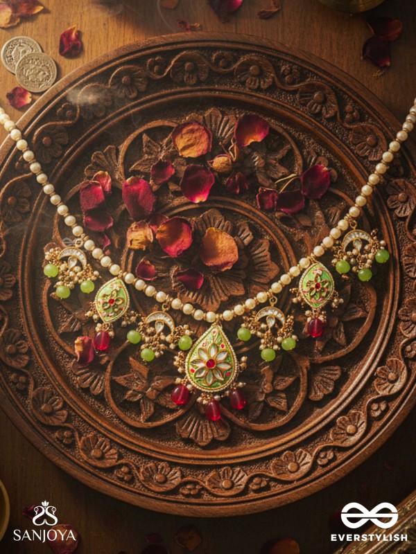 TARUNYA - YOUTHFUL CHARM - ELEGANT KUNDAN NECKLACE WITH ENAMEL ACCENTS AND COLORFUL BEADS