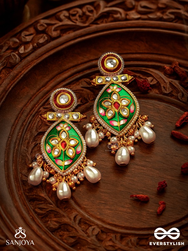 HARINAKSHI - DOE-EYED BEAUTY - GRACEFUL HANDCRAFTED KUNDAN EARRINGS WITH POLKI ACCENTS AND PEARL DETAILS