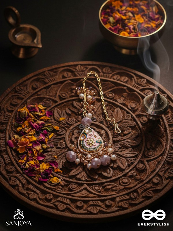 CHITRAMANI - JEWELLED ART - HANDCRAFTED KUNDAN MAANGTIKA WITH DETAILED ENAMEL WORK AND SOFT GEM DROPS