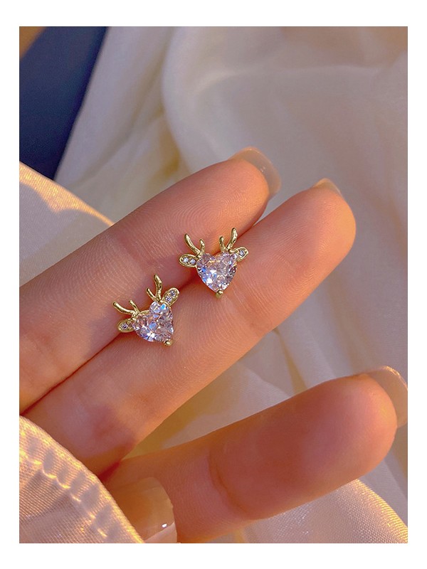 LUMINOUS FAWN - DAINTY HEART GEM DEER STUDS