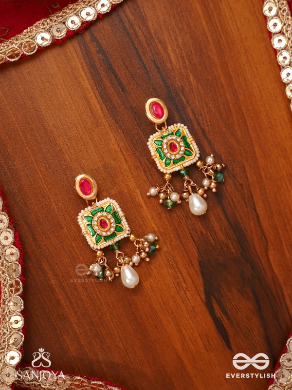 VANDEVI - GODDESS OF THE FOREST-  GRACEFUL KUNDAN EARRINGS WITH BEADS AND PEARL DROPS