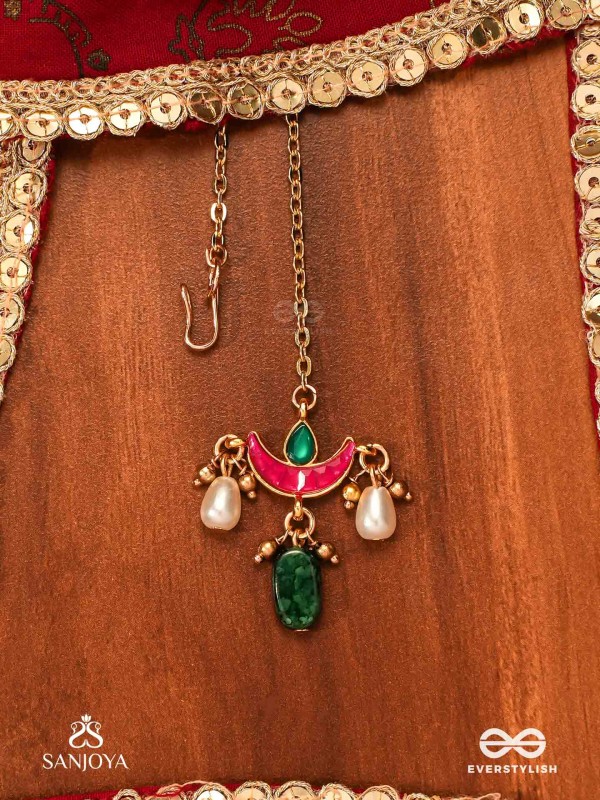 TRIKONIKA - TRIANGULAR BEAUTY- MAANGTIKA WITH RED CRESCENT, PEARLS AND BEADS