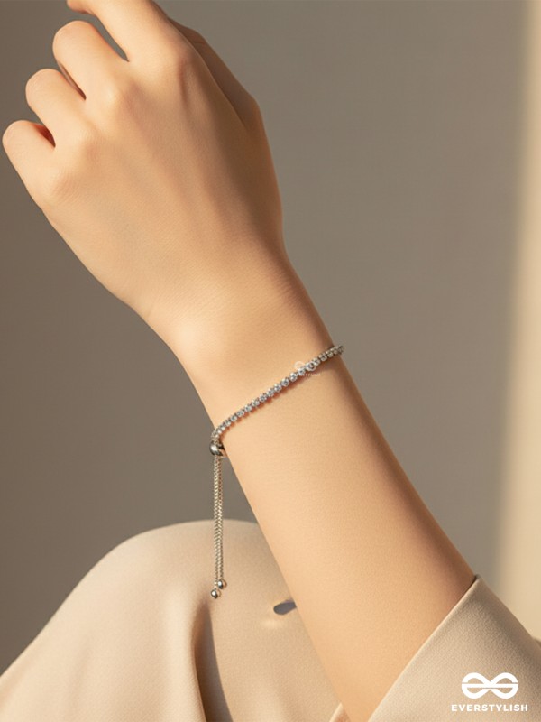 SILVER GLEAM - SILVER TENNIS BRACELET 