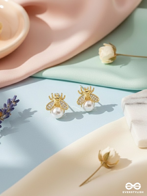 BEE BLOOM-  CHARMING BEE STUDS WITH DAINTY PEARL