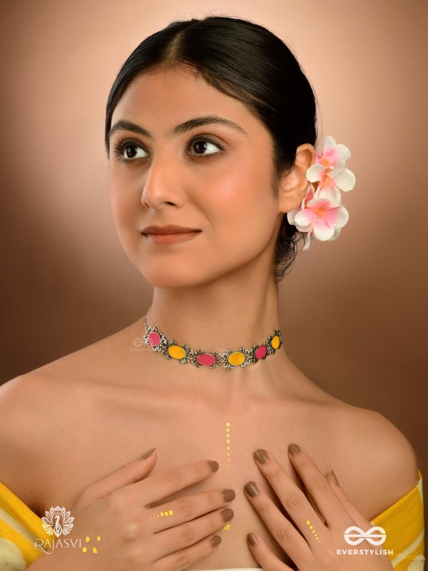 POP FUSION – BRIGHT ENAMELLED OXIDISED CHOKER