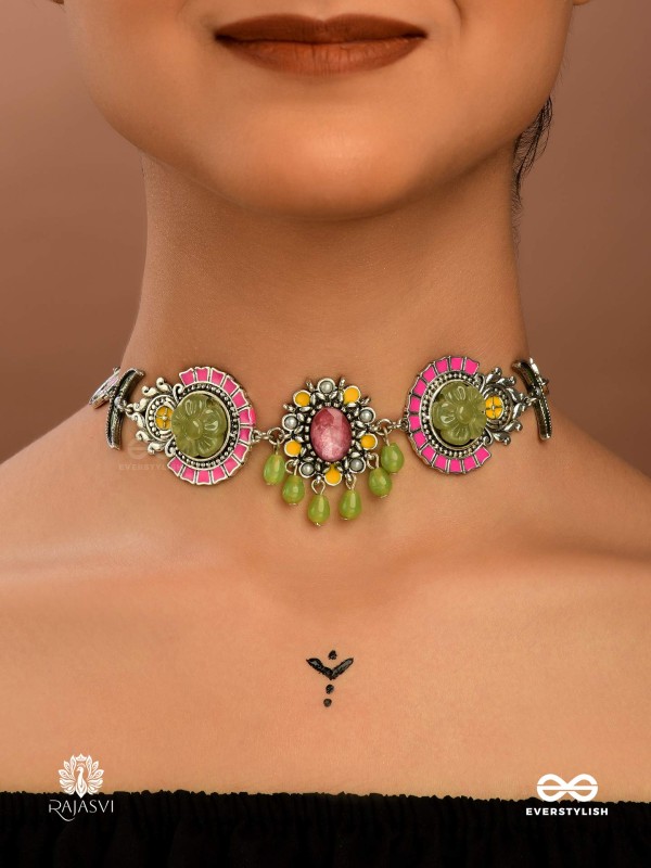 FLORAL FLARE - STATEMENT OXIDISED CHOKER
