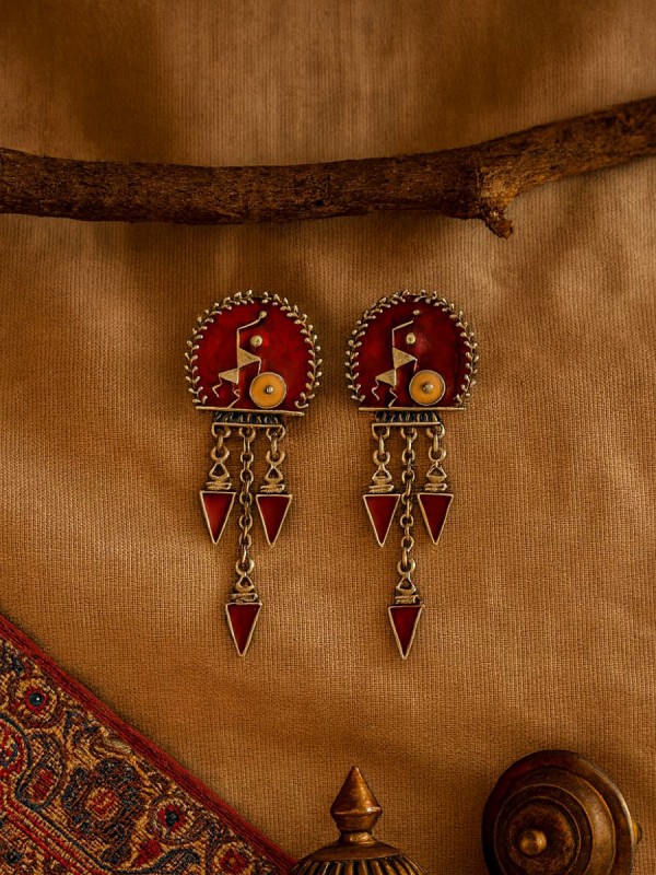 TRIBAL RISE - OXIDISED ENAMELLED EARRING WITH FOLK FIGURE