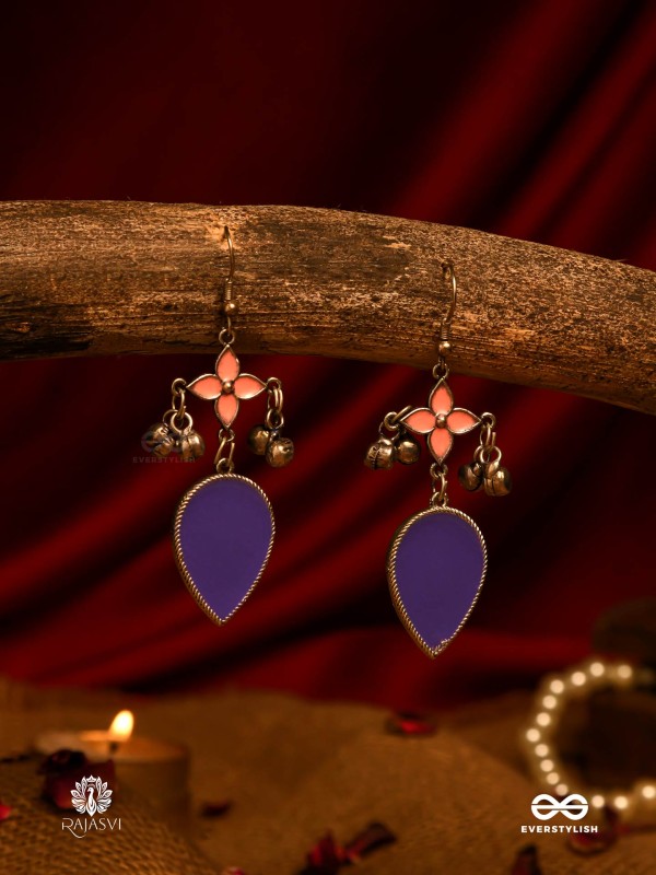 BELL BLOSSOM – ENAMELLED DUAL-TONE EARRINGS WITH GHUNGROOS