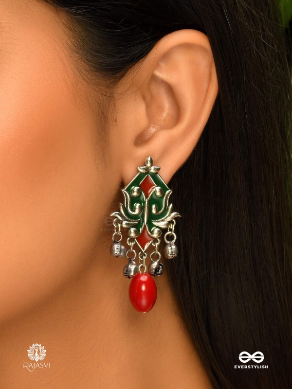 RHYTHMIC ROOTS – OXIDISED ENAMEL EARRINGS WITH GHUNGROOS