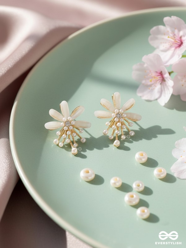 PEARL BLOOM – DELICATE FLORAL STUD EARRINGS WITH PEARL DROPS