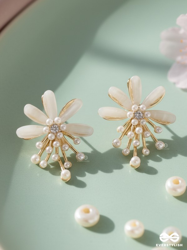 PEARL BLOOM – DELICATE FLORAL STUD EARRINGS WITH PEARL DROPS