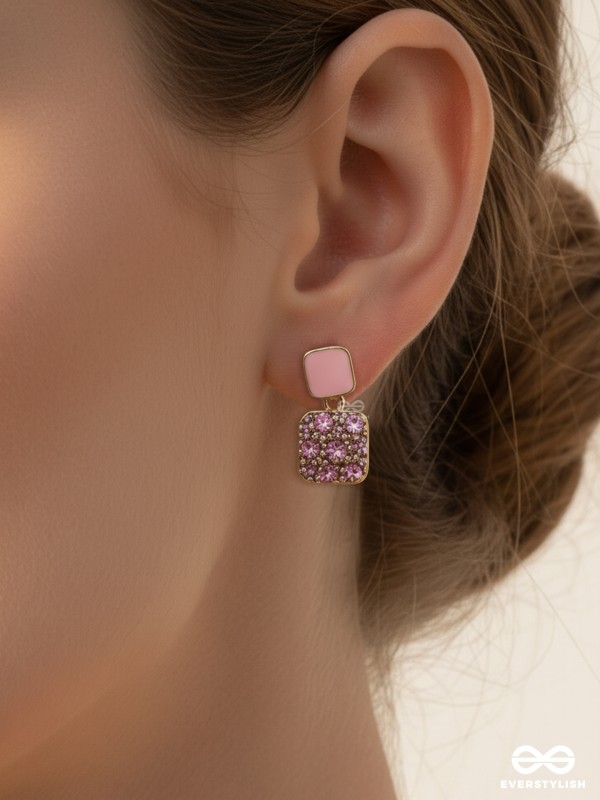 CRYSTAL BYTE – PEACH SHINE STUDS WITH CRYSTAL-CANDY STONES