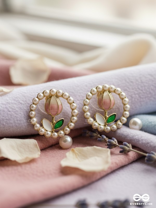BUBBLE BLOOM – SOFT PINK FLORAL STUDS WITH PEARL-EDGED GRACE