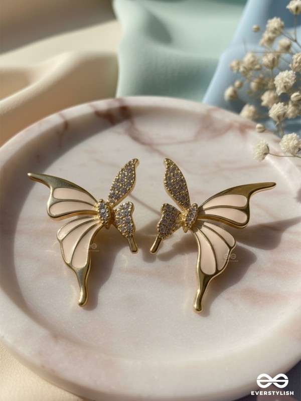 THE ETHERA – ANGELIC GOLDEN FAIRY STUDS 
