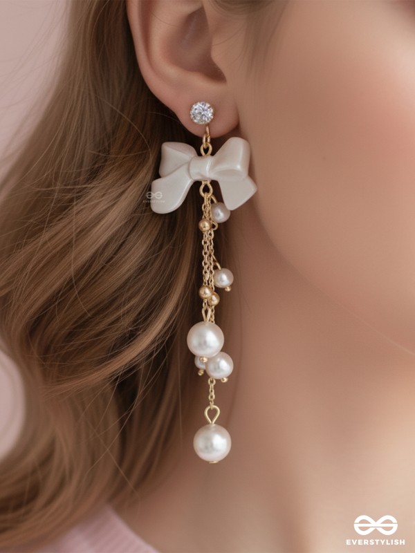 THE RIBBONFALL – LUXE BOW AND PEARL DROPS 