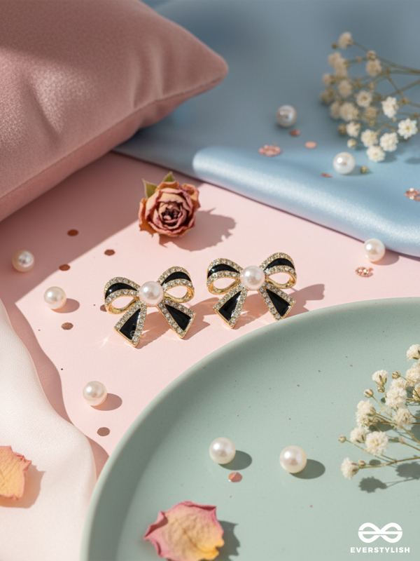 BOW AFFAIR – BLACK HEART BOW DROPS WITH CENTER PEARL