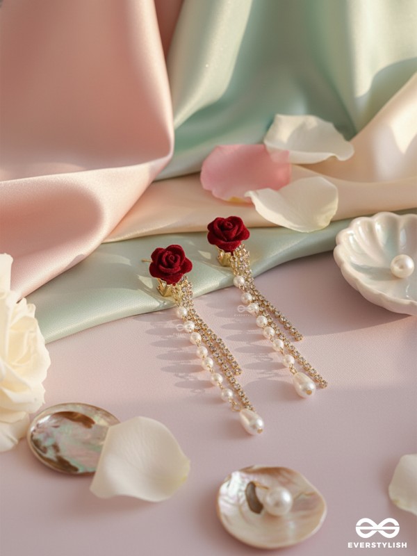 SCARLET FALL – ELEGANT ROSE CHAIN DANGLER EARRINGS