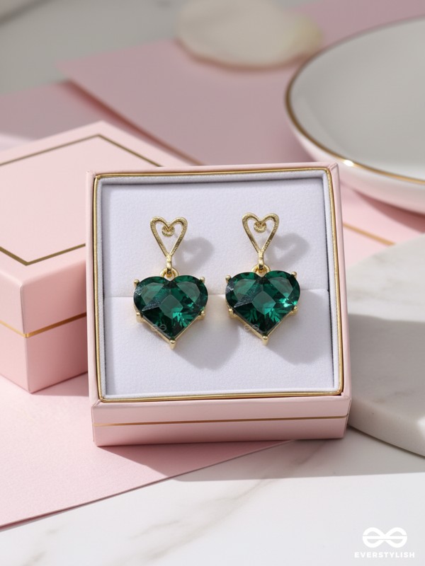 HEARTLET – DAINTY GREEN GEM HEART DROPS