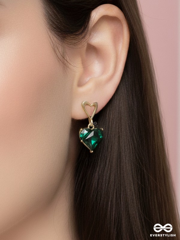 HEARTLET – DAINTY GREEN GEM HEART DROPS