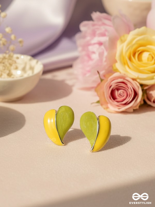 HONEY HEART – YELLOW ENAMEL HEART STUDS WITH GOLD TOUCH