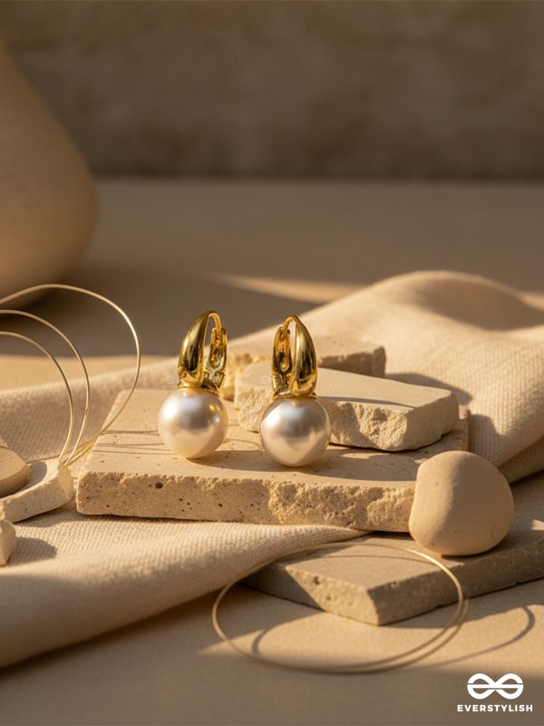 BUBBLE DROP – GLOSSY PEARL IN GOLDEN GRIP